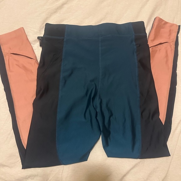 Nike Womens Leggings - Peach and green - Picture 3 of 3
